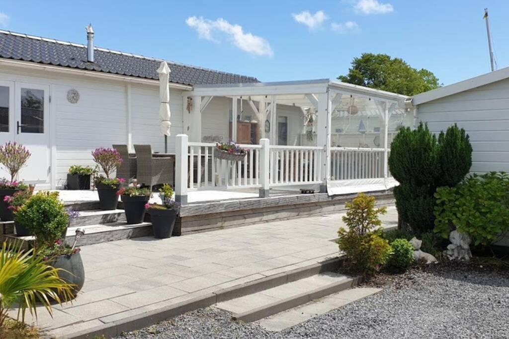 Prachtig Scandinavisch Chalet Makkum Dış mekan fotoğraf